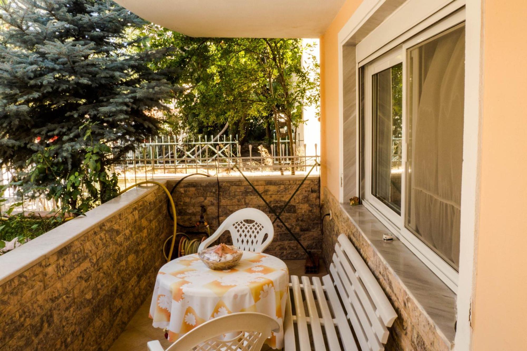 Апартаменты Stefan'S House Неа-Перамос Экстерьер фото